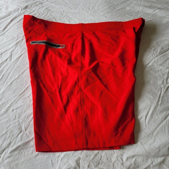 Mack Weldon Shorts 41/42 Mens Red Hybrid Board Golf Zip Pocket Stretch - Picture 8 of 10